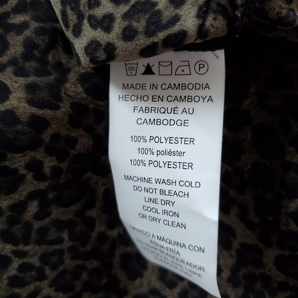 Michael Kors Women’s leopard print top roll up sleeves Size S - Picture 10 of 10